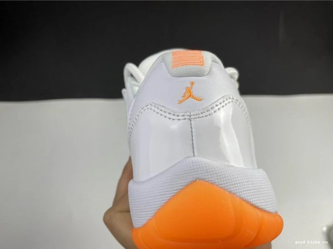 AH7860-139 LOW CITRUS AIR BRIGHT JORDAN 11 RETRO 0713